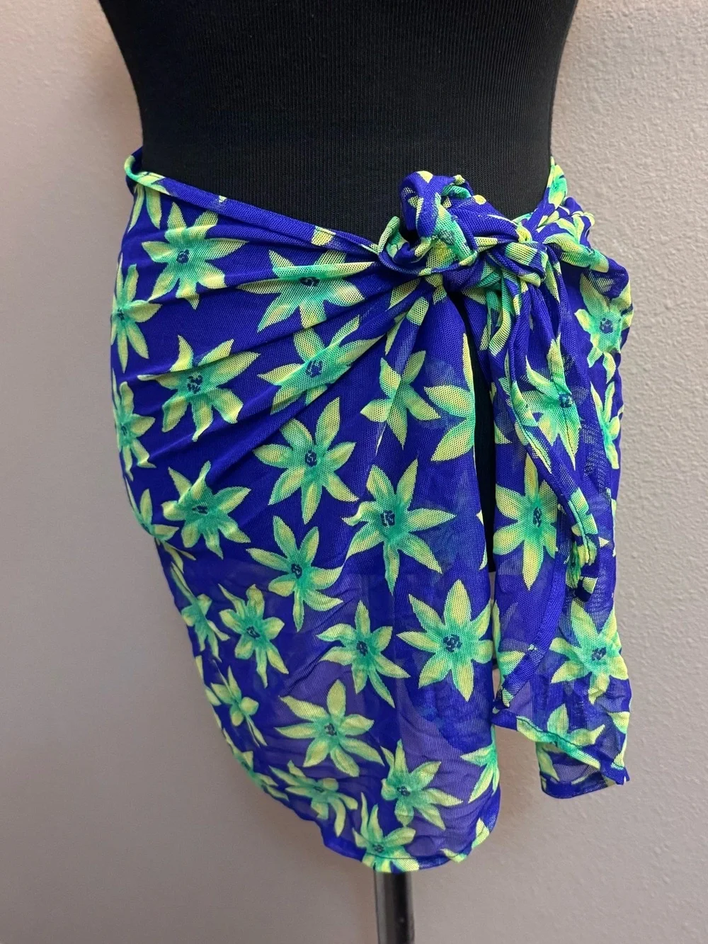 PACIFIC CONNECTIONS Sarong Swimsuit Coverup Skirt Hibiscus Floral Purple Green